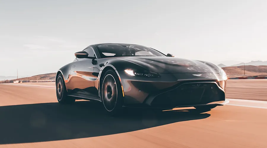 Aston Martin Vantage S Details