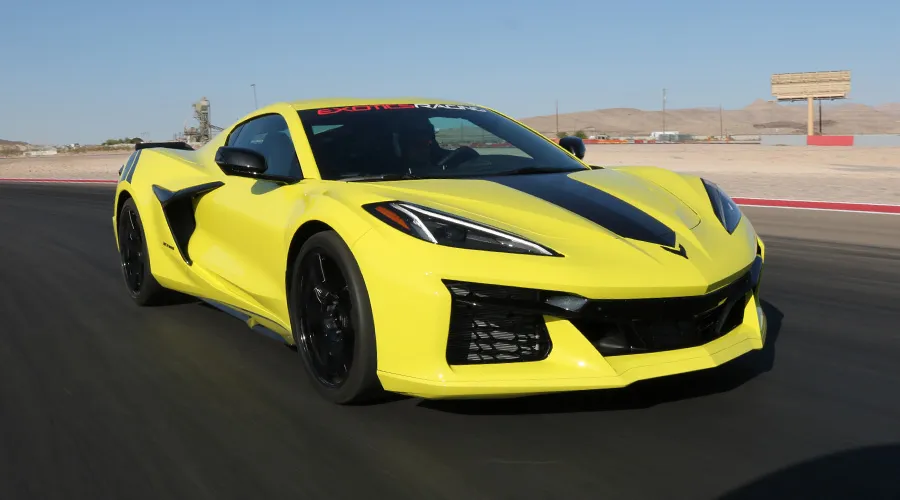 Corvette C8
