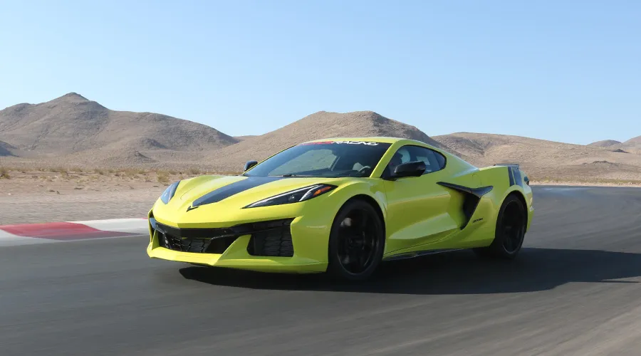 Corvette C8