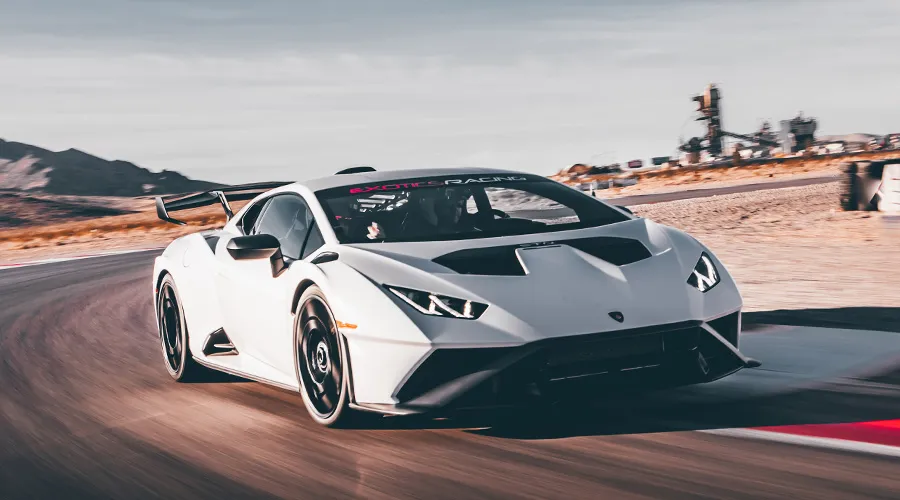 Lamborghini Huracan STO