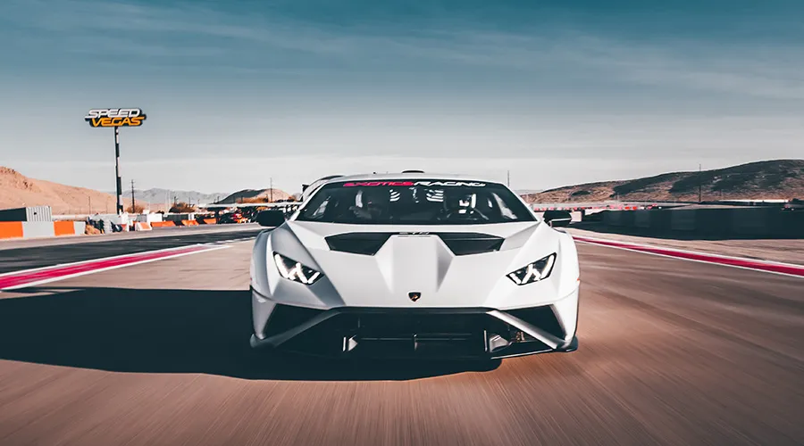 Lamborghini Huracan STO