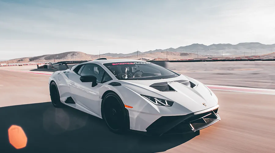 Lamborghini Huracan STO