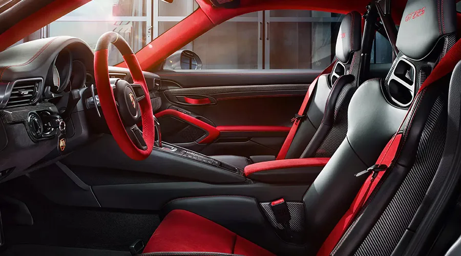 Porsche 911 GT2 RS