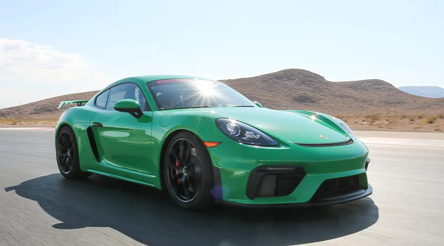 Porsche Cayman GT4