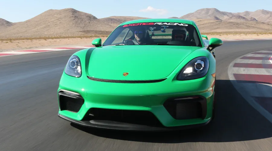 Porsche Cayman GT4